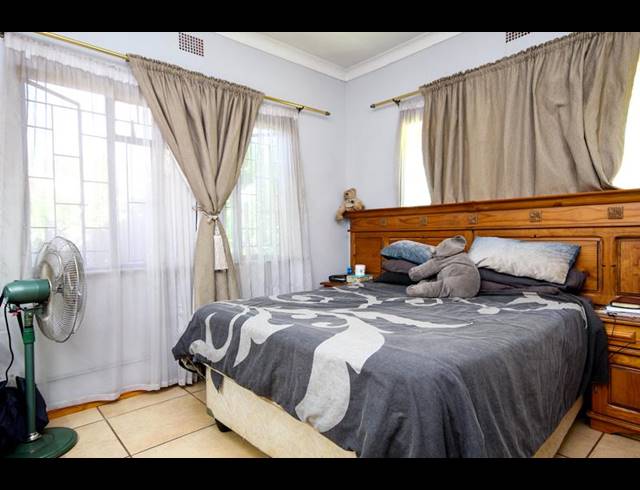 4 BEDROOM HOUSE FOR SALE IN VALHALLA